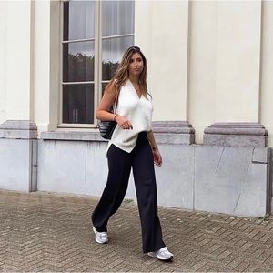 NWT OVERSIZED RIB-KNIT SWEATER VEST SZ M